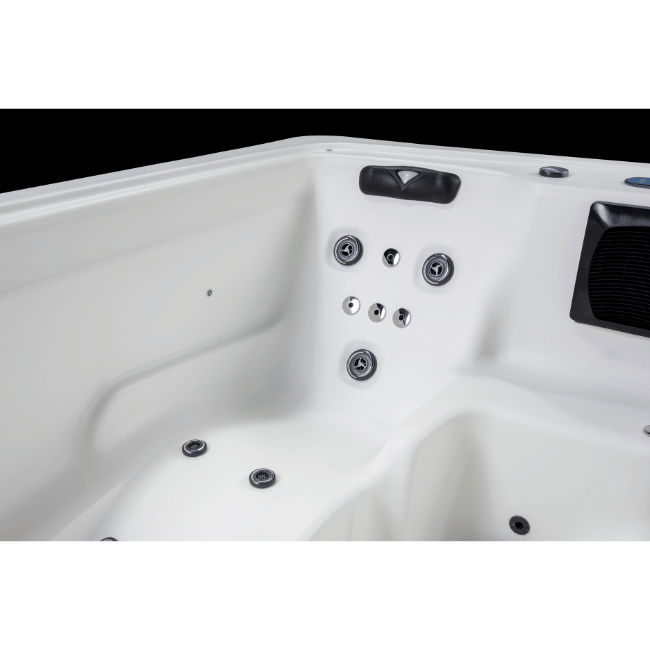 Cyanna Valley Spas Galaxy 1 Hot Tub | Empire Saunas