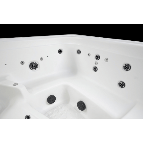 Cyanna Valley Spas Galaxy 2 Hot Tub | Empire Saunas
