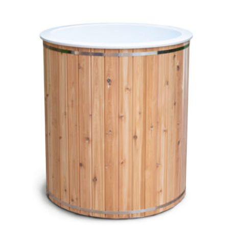 Showcase of the Baltic Cold Plunge Tub, highlighting its elegant design and functional features.